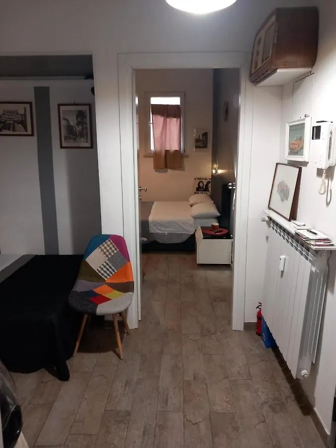 Appartamento Retro Art house Roma