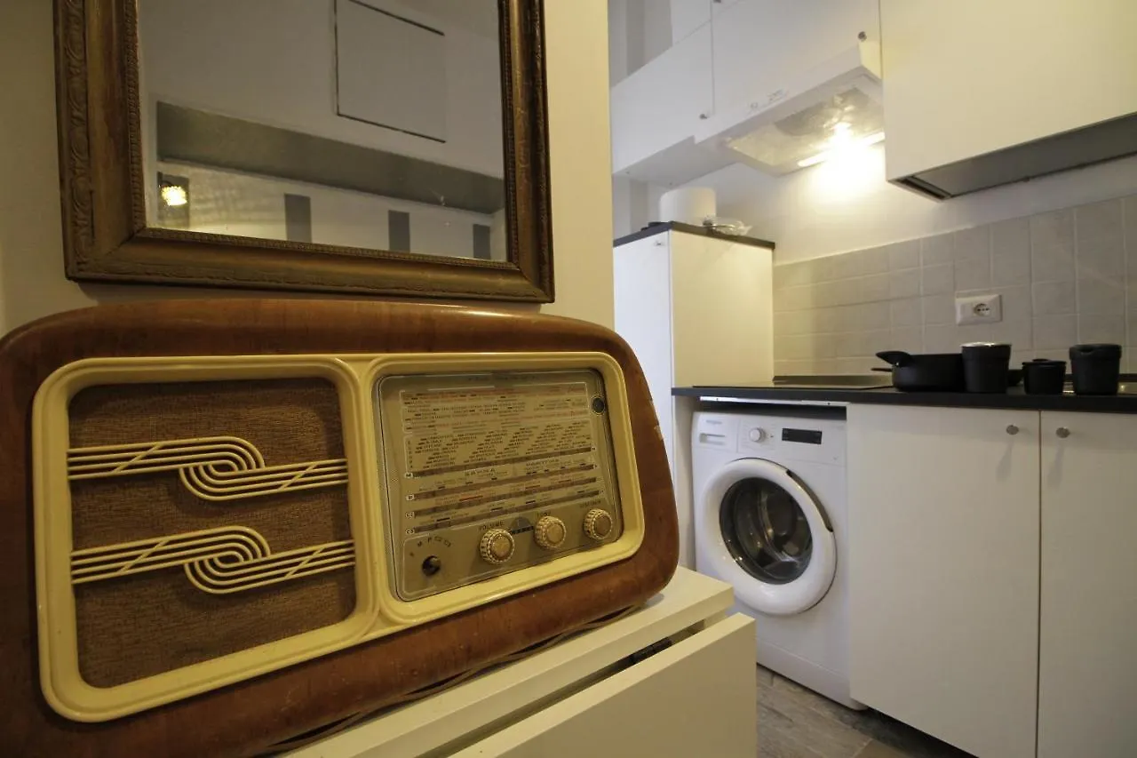 Appartamento Retro Art house Roma Italia